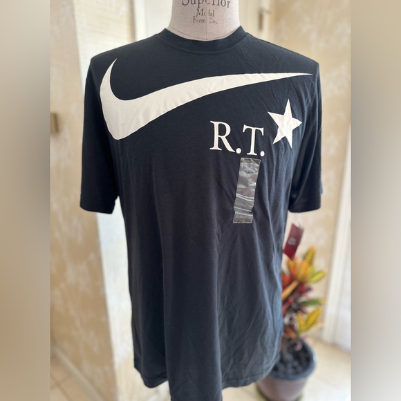 Nike Ricardo Tisci Dover Street Market Size L Givenchy Tshirt - Picture 5 of 5